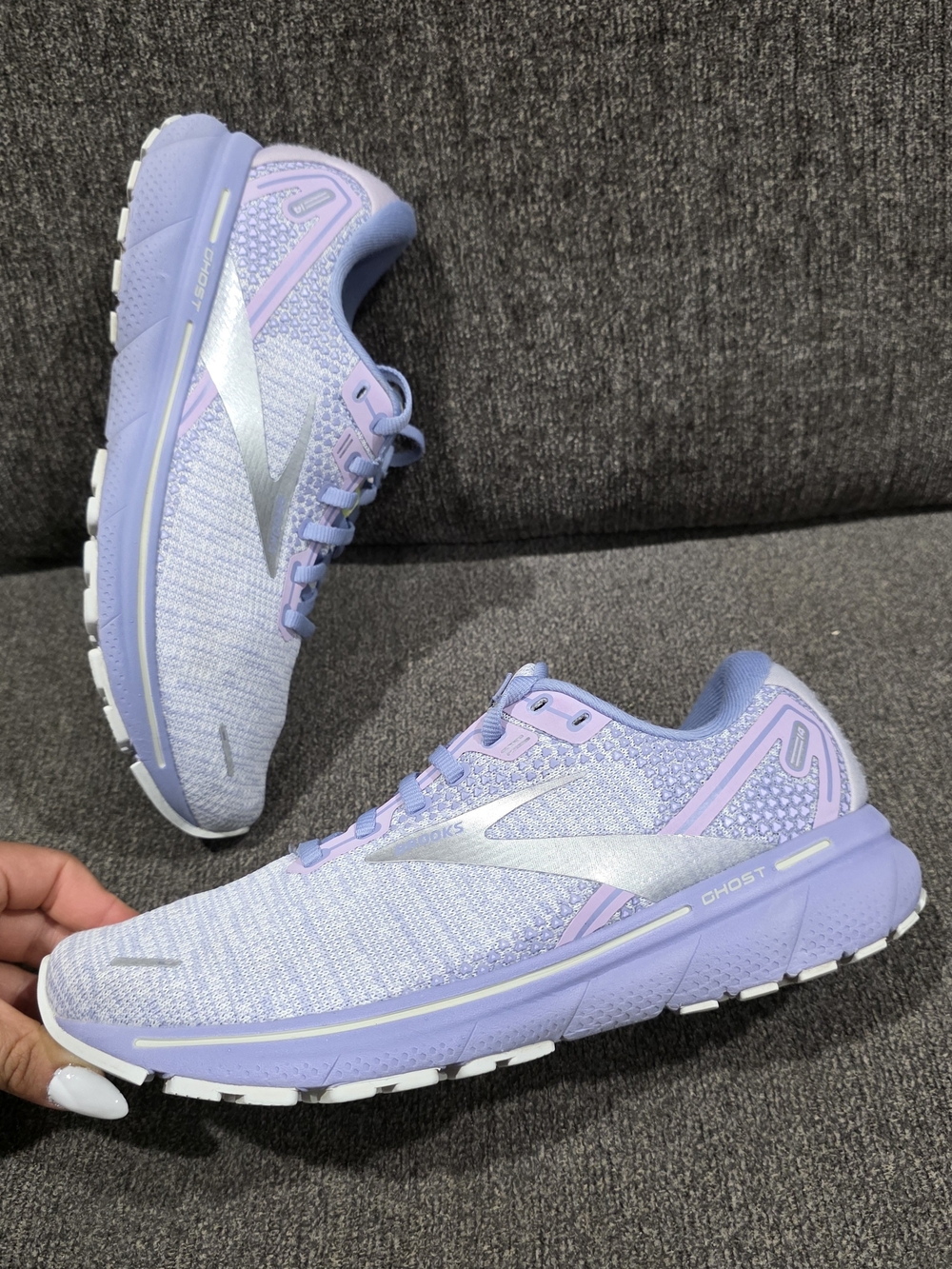 Brooks Ghost Women's Running Shoes - Lavender / Silver - Picture 2 of 10